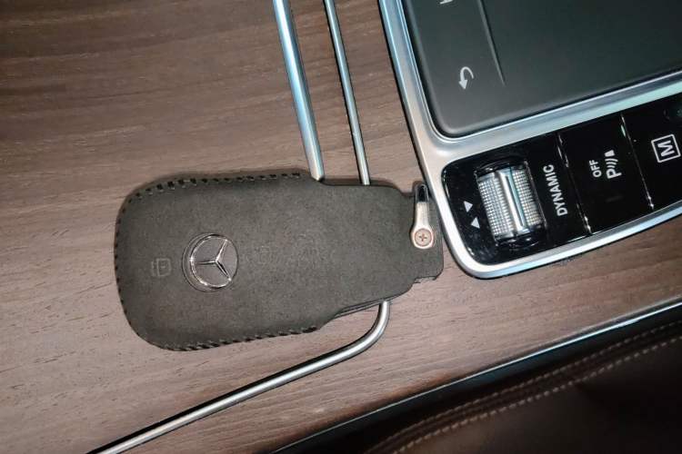 Used Mercedes-Benz GLC 2021 GLC 300 L 4MATIC Dynamic Model Vehicle Key