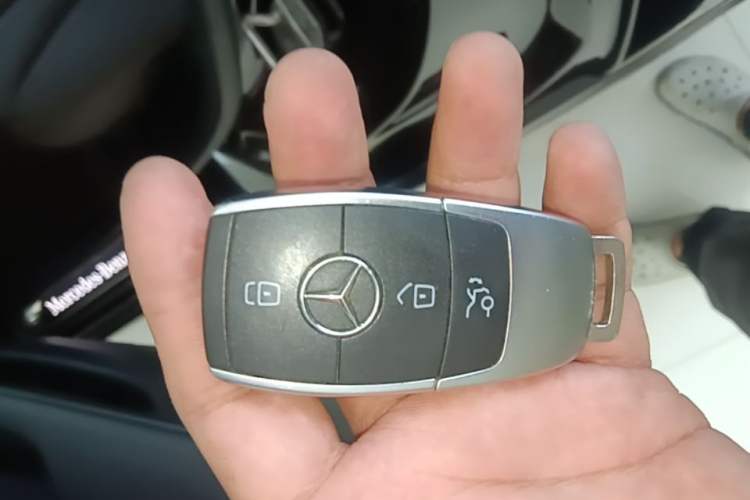 Used Mercedes-Benz GLC 2021 GLC 260 L 4MATIC Dynamic Edition Vehicle Key