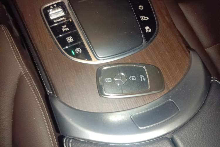 Used Mercedes-Benz GLC 2021 GLC 300 L 4MATIC Dynamic Model Vehicle Key