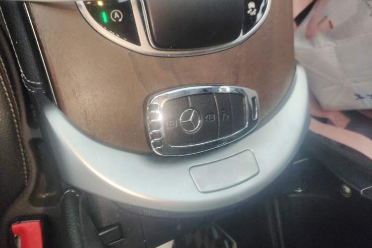 Used Mercedes-Benz GLC 2021 GLC 300 L 4MATIC Dynamic Model Vehicle Key