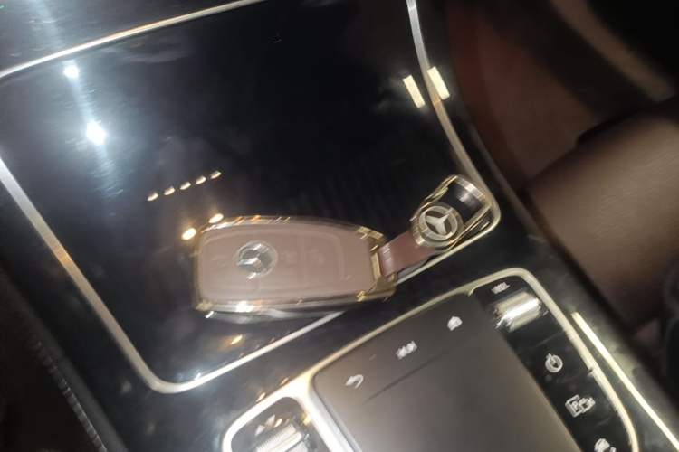 Used Mercedes-Benz GLC 2021 GLC 260 L 4MATIC Dynamic Edition Vehicle Key