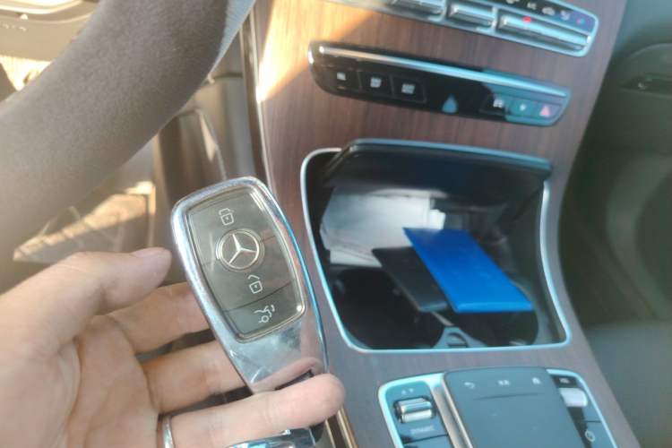 Used Mercedes-Benz GLC 2021 GLC 300 L 4MATIC Dynamic Model Vehicle Key