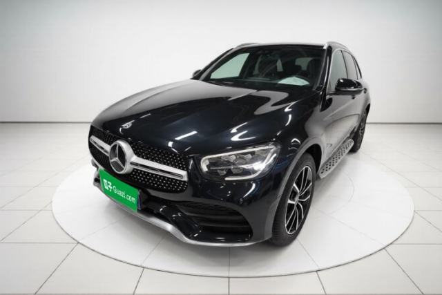 Ojetý Mercedes-Benz GLC 2021 GLC 300 L 4MATIC Dynamic Model