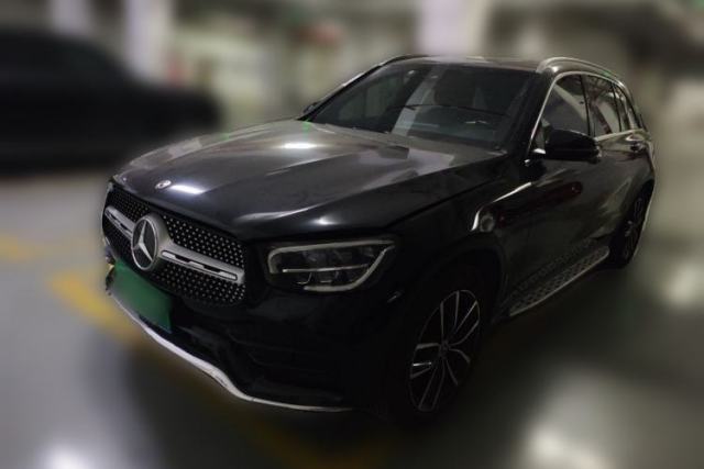 Ojetý Mercedes-Benz GLC 2021 GLC 300 L 4MATIC Dynamic Model