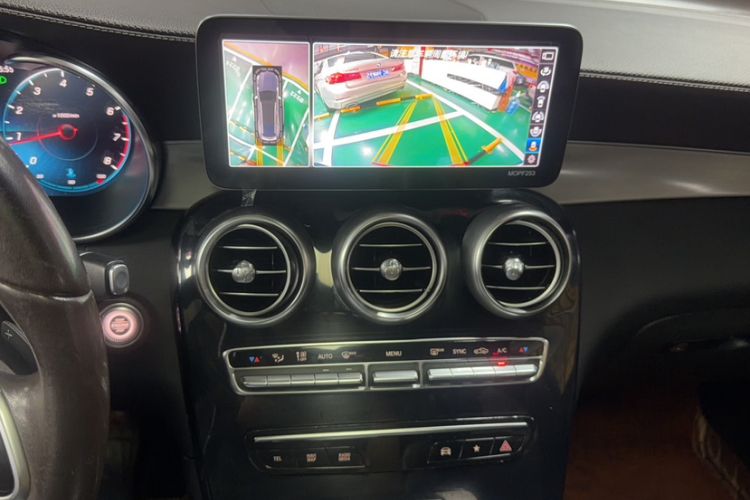 Used Mercedes-Benz GLC 2021 GLC 260 L 4MATIC Dynamic Edition Audio And AC Panel