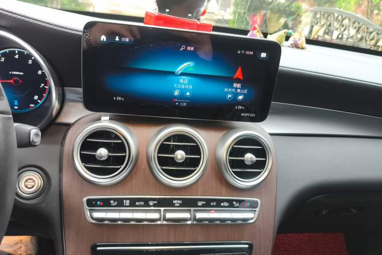 Used Mercedes-Benz GLC 2021 GLC 300 L 4MATIC Dynamic Model Audio And AC Panel