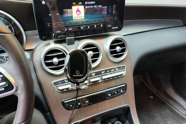Used Mercedes-Benz GLC 2021 GLC 260 L 4MATIC Luxury Model Audio And AC Panel
