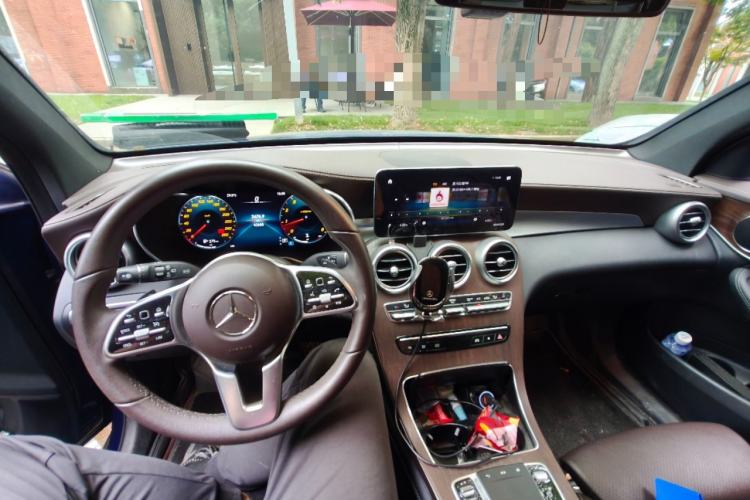 Used Mercedes-Benz GLC 2021 GLC 260 L 4MATIC Luxury Model Center Console