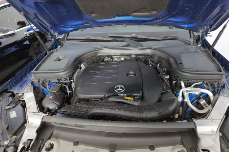 Used Mercedes-Benz GLC 2021 GLC 260 L 4MATIC Dynamic Edition Engine Bay