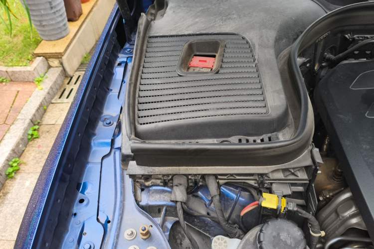 Used Mercedes-Benz GLC 2021 GLC 300 L 4MATIC Dynamic Model Engine Bay Right