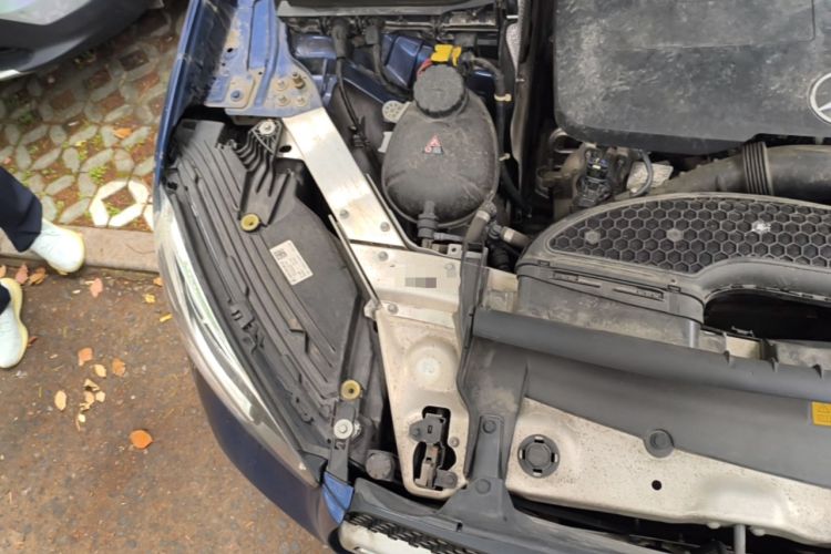 Used Mercedes-Benz GLC 2021 GLC 260 L 4MATIC Luxury Model Engine Bay Right