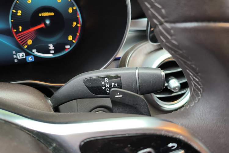 Used Mercedes-Benz GLC 2021 GLC 260 L 4MATIC Luxury Model Gear Lever