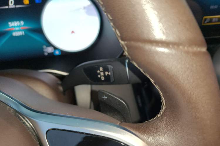 Used Mercedes-Benz GLC 2021 GLC 260 L 4MATIC Dynamic Edition Gear Lever