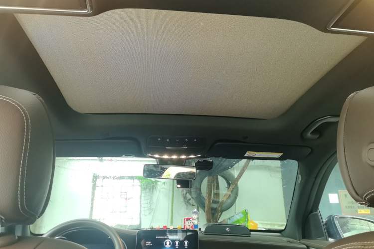 Used Mercedes-Benz GLC 2021 GLC 260 L 4MATIC Dynamic Edition Headliner