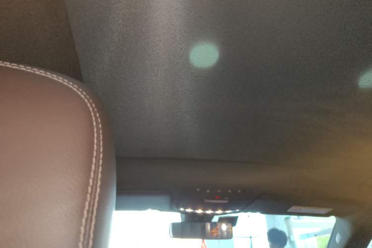 Used Mercedes-Benz GLC 2021 GLC 260 L 4MATIC Dynamic Edition Headliner