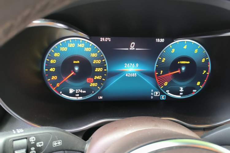 Used Mercedes-Benz GLC 2021 GLC 260 L 4MATIC Luxury Model Instrument Cluster