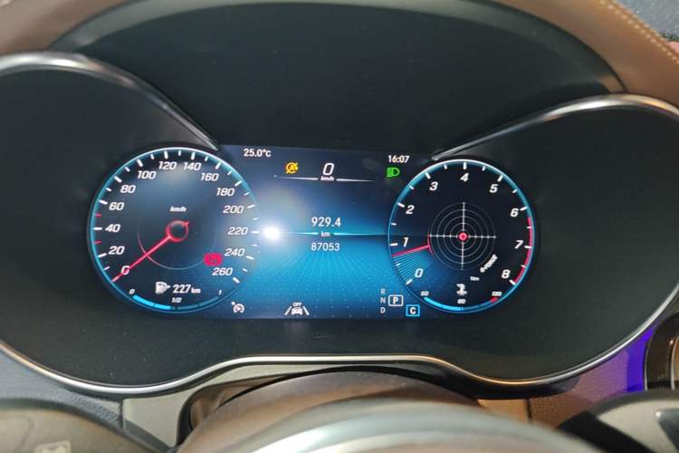 Used Mercedes-Benz GLC 2021 GLC 300 L 4MATIC Dynamic Model Instrument Cluster