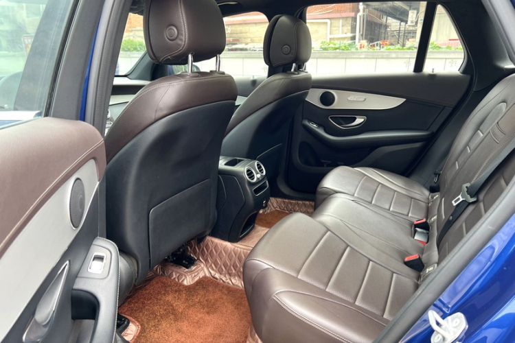 Used Mercedes-Benz GLC 2021 GLC 260 L 4MATIC Dynamic Edition Interior 3