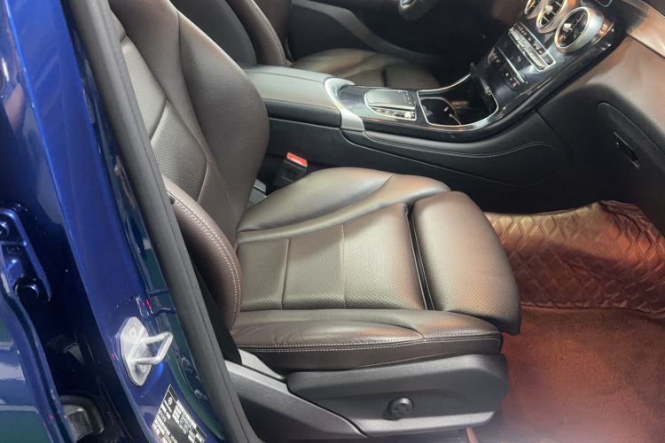 Used Mercedes-Benz GLC 2021 GLC 260 L 4MATIC Dynamic Edition Interior 4