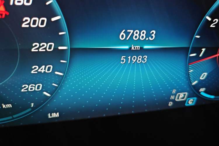 Used Mercedes-Benz GLC 2021 GLC 260 L 4MATIC Luxury Model Odometer Close Up