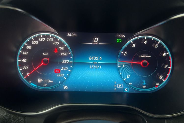 Used Mercedes-Benz GLC 2021 GLC 260 L 4MATIC Dynamic Edition Odometer Close Up