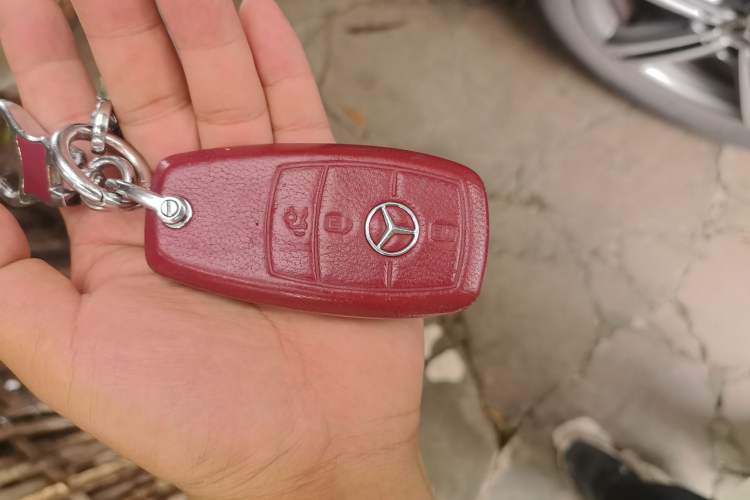 Used Mercedes-Benz GLC 2021 GLC 260 L 4MATIC Dynamic Edition Vehicle Key