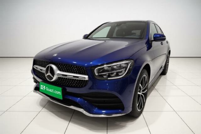 Ojetý Mercedes-Benz GLC 2021 GLC 260 L 4MATIC Luxury Model