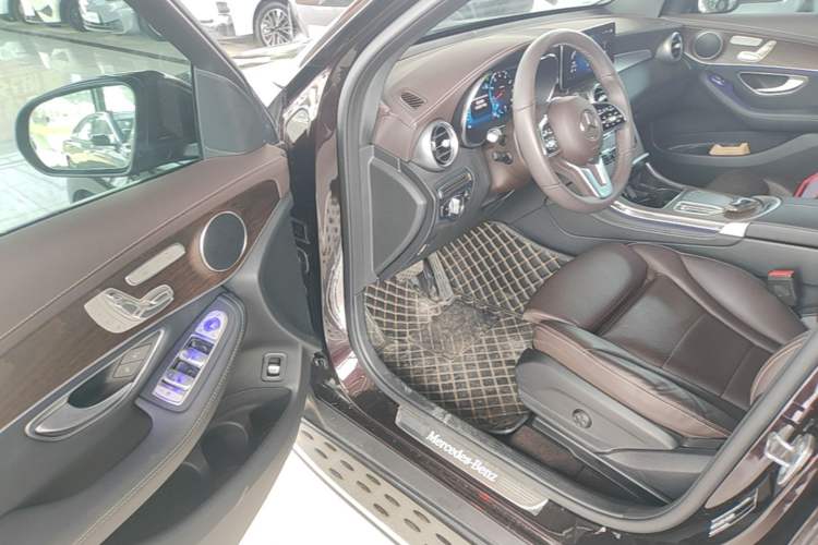 Used Mercedes-Benz GLC 2021 GLC 260 L 4MATIC Luxury Model Driver Seat