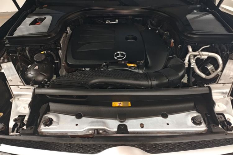 Used Mercedes-Benz GLC 2021 GLC 260 L 4MATIC Dynamic Edition Engine Bay
