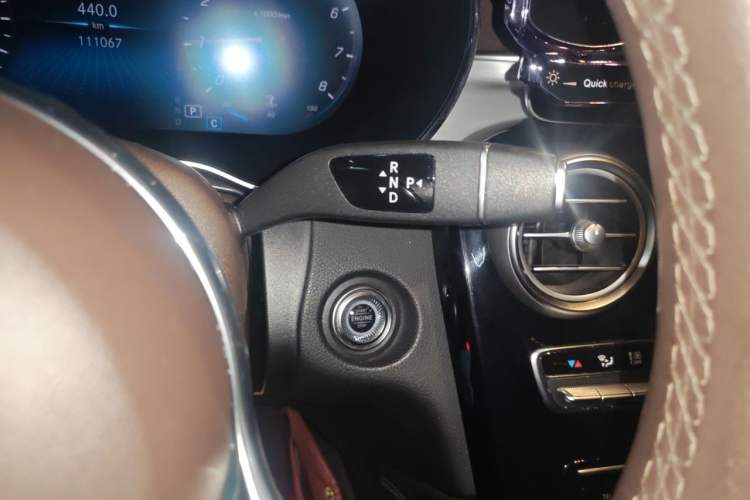 Used Mercedes-Benz GLC 2021 GLC 260 L 4MATIC Dynamic Edition Gear Lever