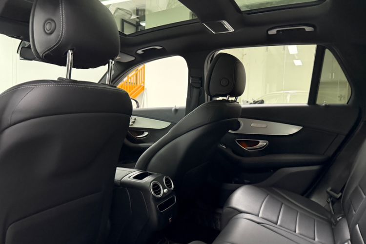 Used Mercedes-Benz GLC 2021 GLC 260 L 4MATIC Dynamic Edition Headliner