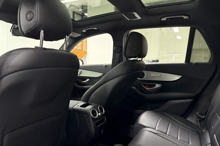 Used Mercedes-Benz GLC 2021 GLC 260 L 4MATIC Dynamic Edition Headliner
