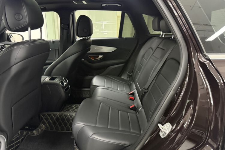 Used Mercedes-Benz GLC 2021 GLC 260 L 4MATIC Dynamic Edition Interior 10