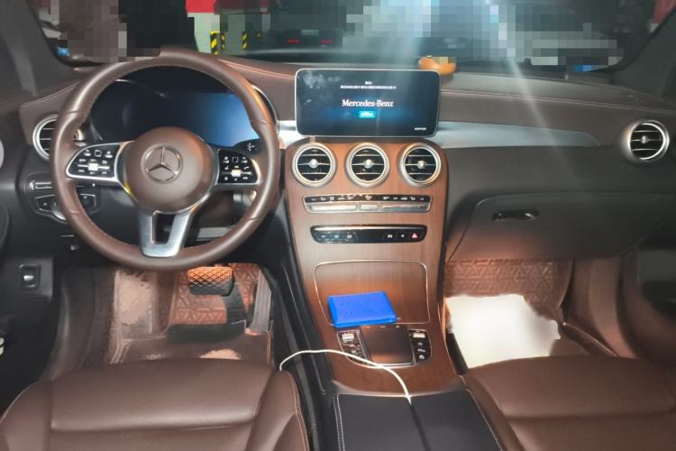 Used Mercedes-Benz GLC 2021 GLC 300 L 4MATIC Dynamic Model Interior 2