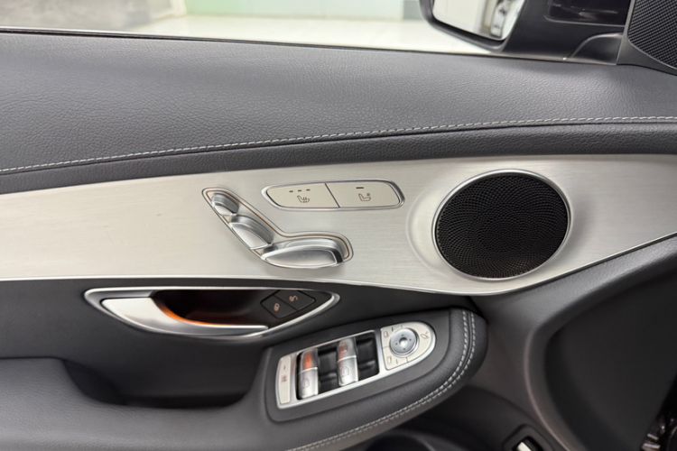 Used Mercedes-Benz GLC 2021 GLC 260 L 4MATIC Dynamic Edition Interior 7