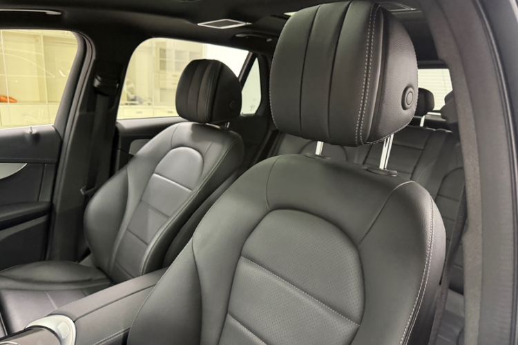 Used Mercedes-Benz GLC 2021 GLC 260 L 4MATIC Dynamic Edition Interior 8