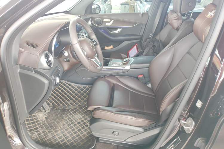 Used Mercedes-Benz GLC 2021 GLC 260 L 4MATIC Luxury Model Left Front Seat