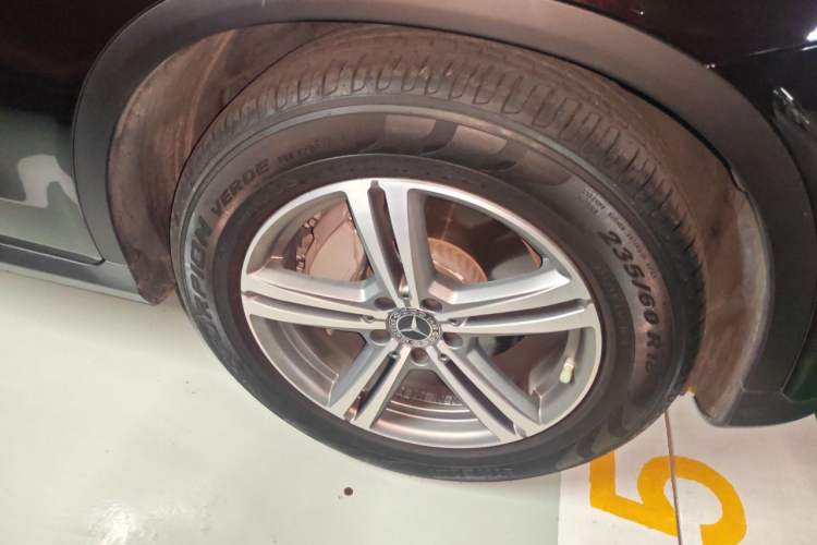 Used Mercedes-Benz GLC 2021 GLC 260 L 4MATIC Dynamic Edition Right Front Wheel Hub