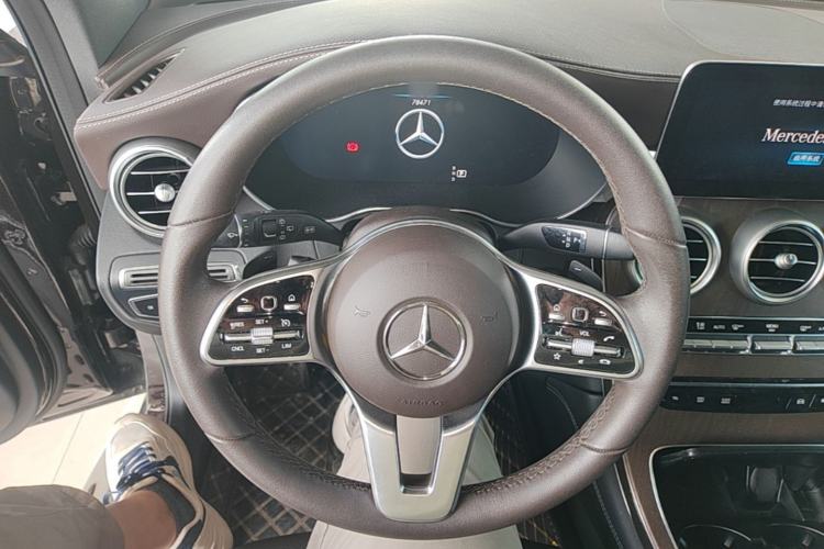 Used Mercedes-Benz GLC 2021 GLC 260 L 4MATIC Luxury Model Steering Wheel
