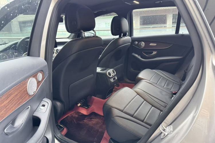 Used Mercedes-Benz GLC 2021 GLC 300 L 4MATIC Dynamic Model Interior 3