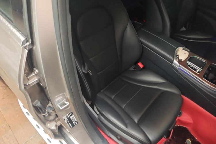 Used Mercedes-Benz GLC 2021 GLC 300 L 4MATIC Dynamic Model Right Front Seat