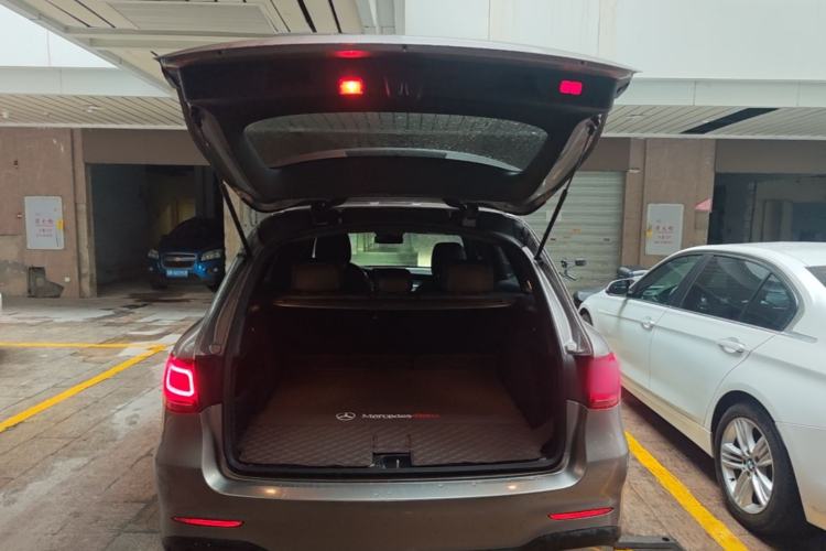 Used Mercedes-Benz GLC 2021 GLC 300 L 4MATIC Dynamic Model Trunk
