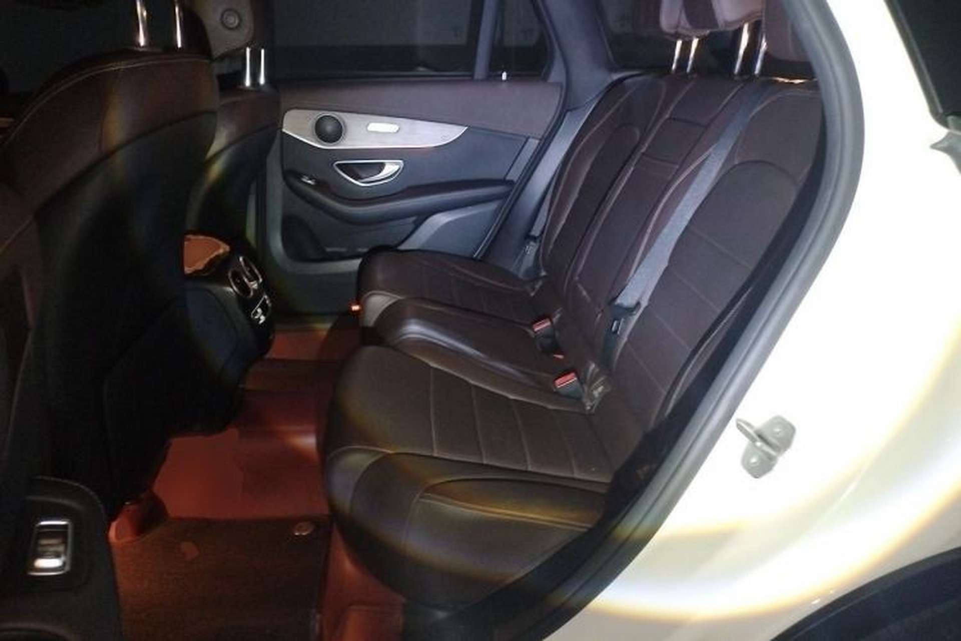Used Mercedes-Benz GLC 2021 GLC 260 L 4MATIC Luxury Model Left Rear Seat