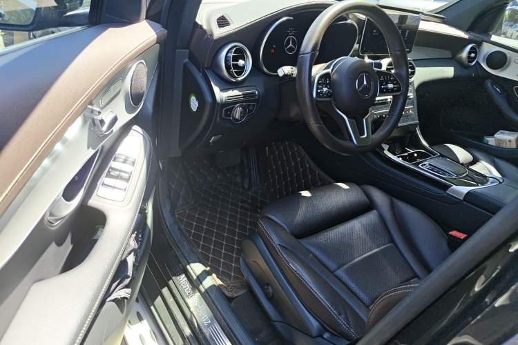 Used Mercedes-Benz GLC 2021 GLC 260 L 4MATIC Dynamic Edition Driver Seat