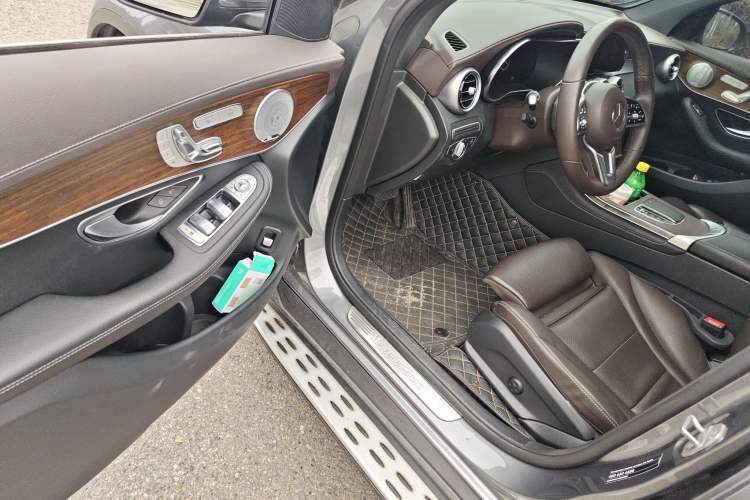 Used Mercedes-Benz GLC 2021 GLC 300 L 4MATIC Dynamic Model Driver Seat