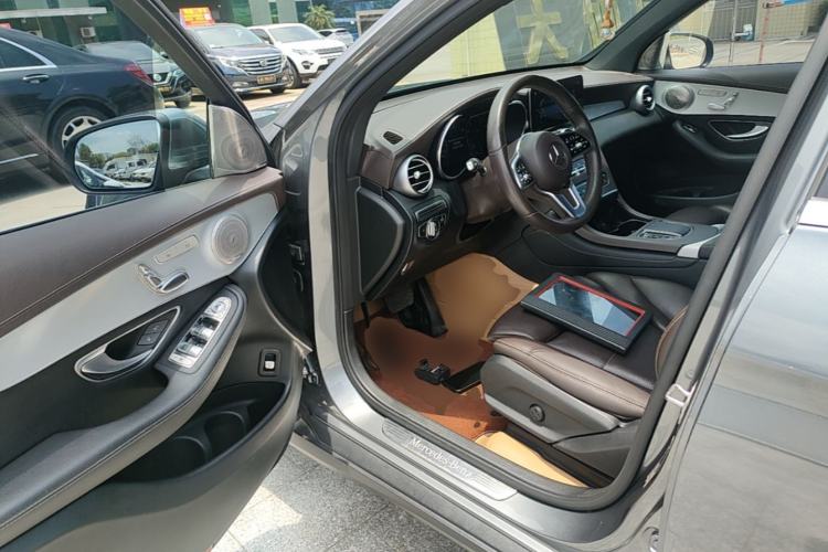 Used Mercedes-Benz GLC 2021 GLC 260 L 4MATIC Dynamic Edition Driver Seat