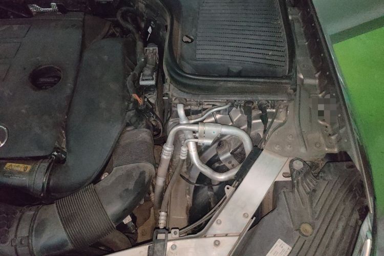 Used Mercedes-Benz GLC 2021 GLC 300 L 4MATIC Dynamic Model Engine Bay Left