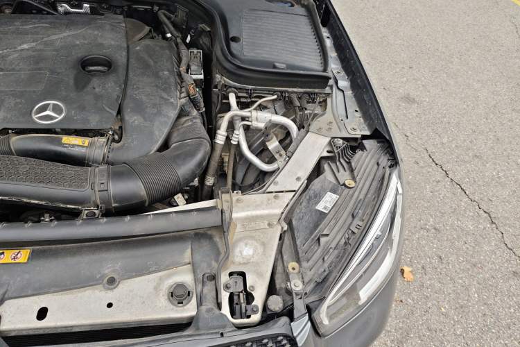 Used Mercedes-Benz GLC 2021 GLC 300 L 4MATIC Dynamic Model Engine Bay Left