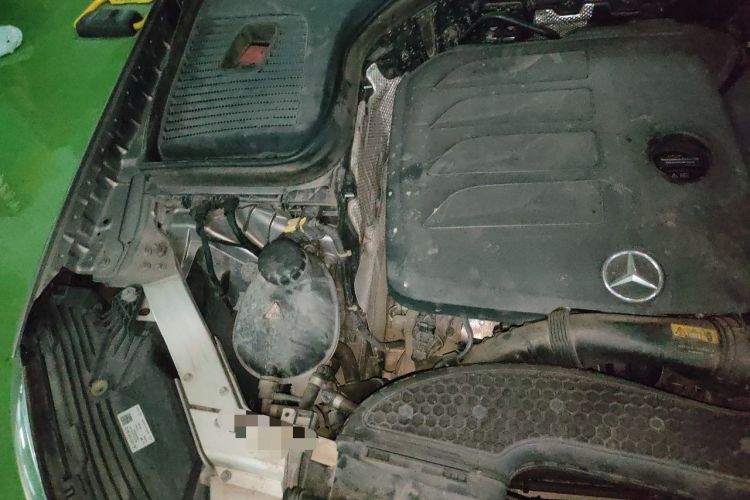 Used Mercedes-Benz GLC 2021 GLC 300 L 4MATIC Dynamic Model Engine Bay Right