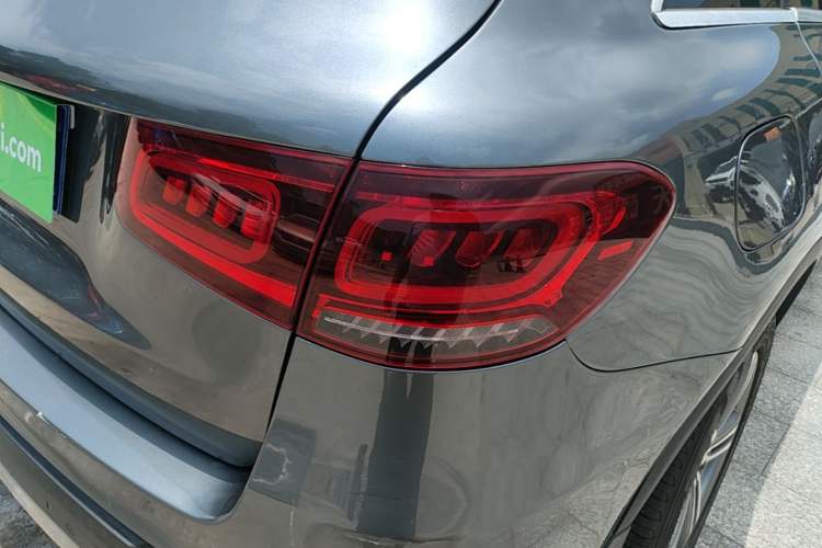 Used Mercedes-Benz GLC 2021 GLC 260 L 4MATIC Dynamic Edition Exterior 3